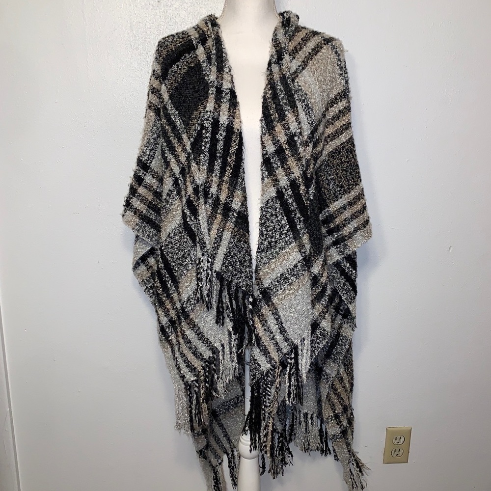 Plaid Fringe Poncho Shrug - Black & Cream